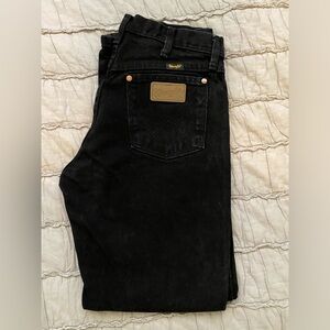 Wrangler, Cowboy Cut, Regular Fit.